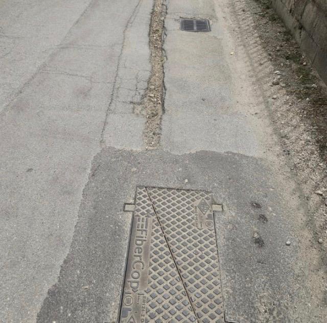 I lavori per la fibra su strada